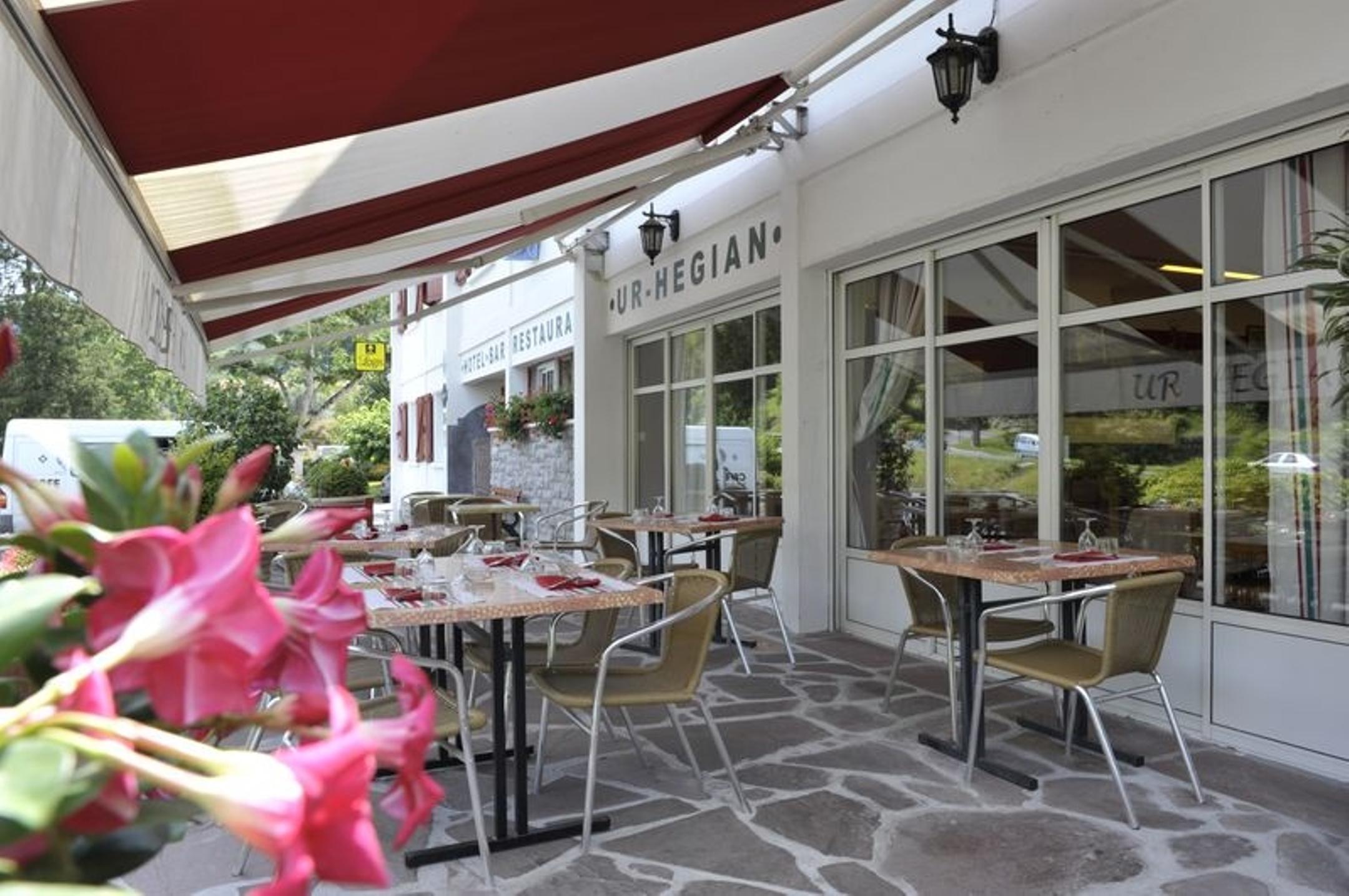 Logis Hotel Ur-Hegian Еноа Екстер'єр фото