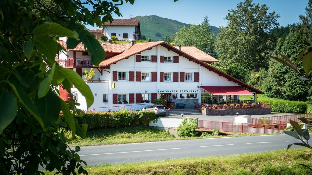 Logis Hotel Ur-Hegian Еноа Екстер'єр фото