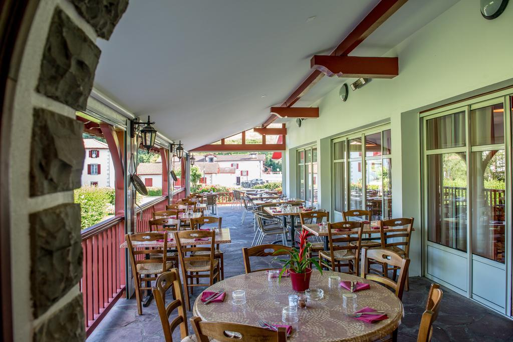 Logis Hotel Ur-Hegian Еноа Екстер'єр фото